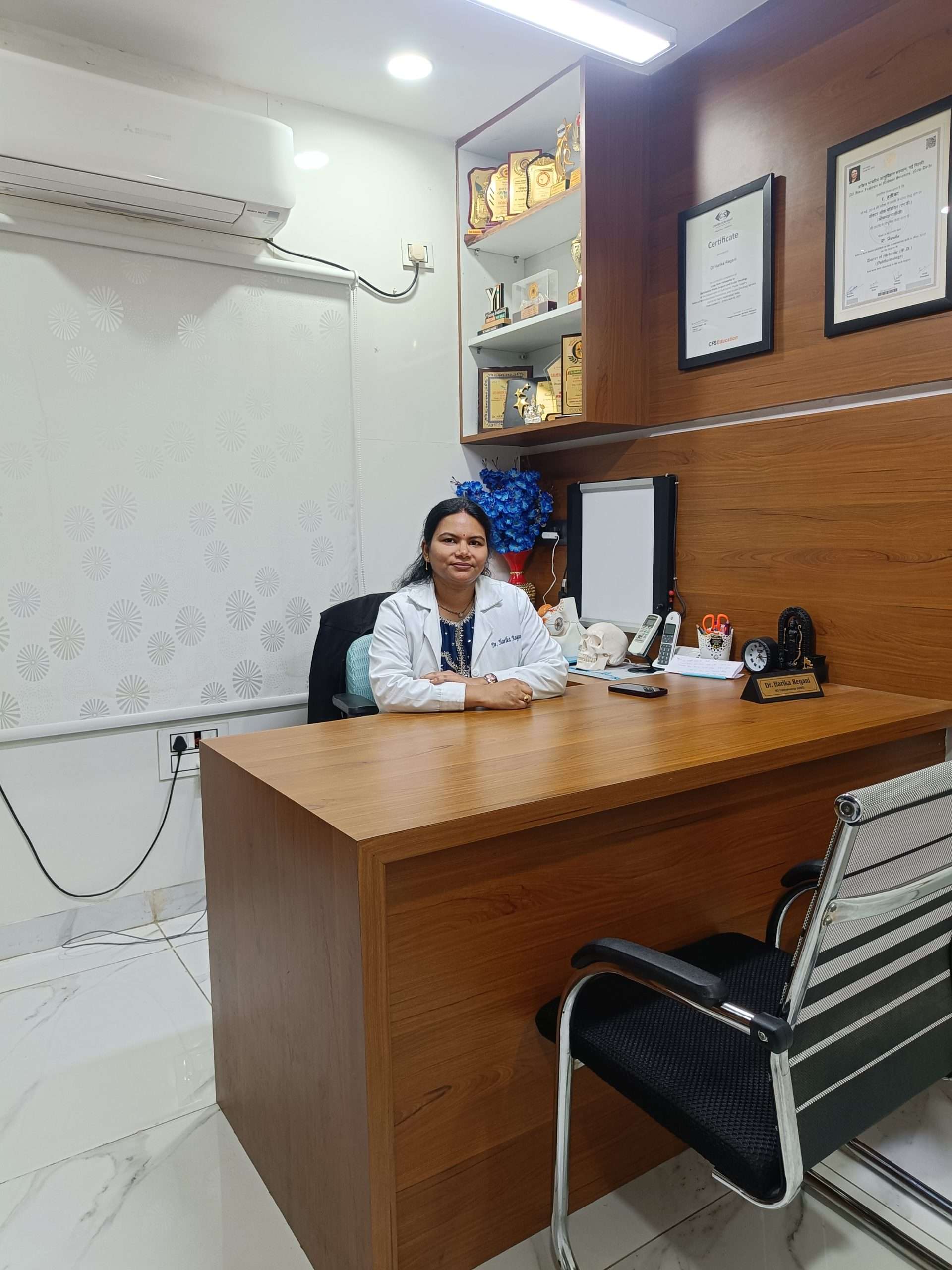 Eye Hospitals in Vijayawada | Best Eye Specialist in Vijayawada | Dr Harika regani
